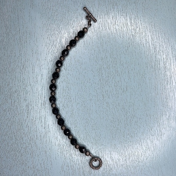 Black beaded bracelet with silver accents and toggle closure - 8” - Picture 2 of 4